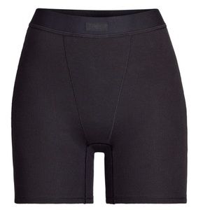SKIMS COTTON RIB BOXERS size LARGE NWT